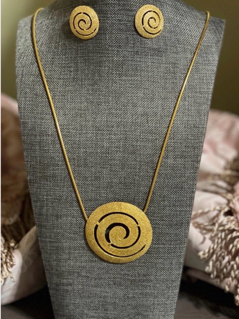 Vintage Gold Tone Swirl Circle Pendant Necklace and Pierced Earrings Set: 1970s